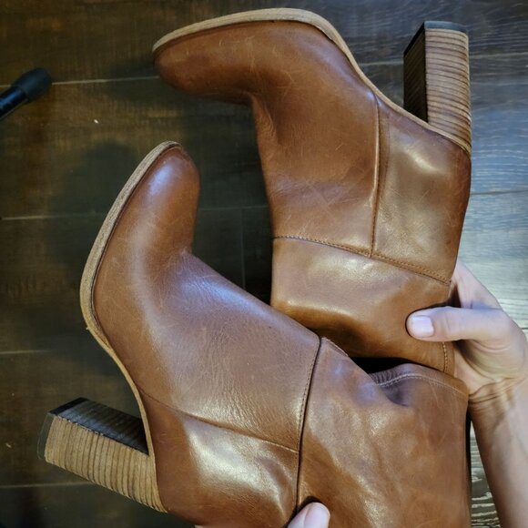 NEW Free People Dakota Tall Boots Womens 7 Brown Distressed Leather Knee High - Picture 8 of 14